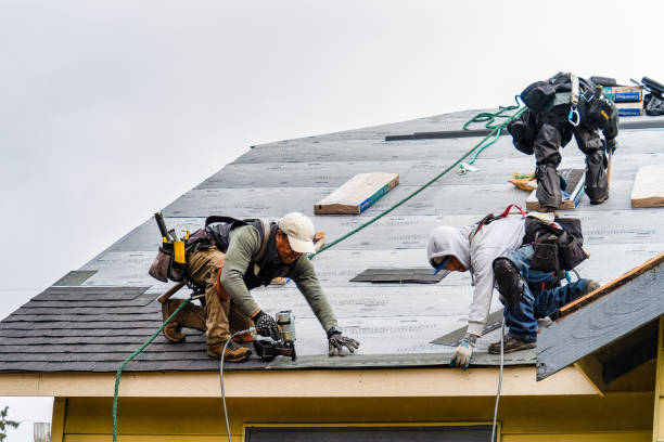 Professional Gutter Installation technician working in Wapato, WA